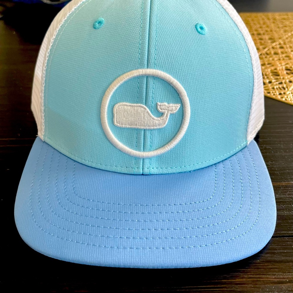 Vineyard Vines snap back hat